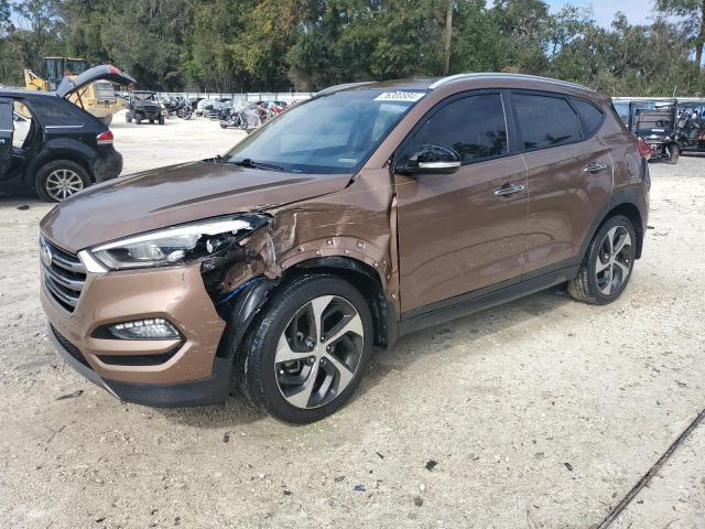  Salvage Hyundai TUCSON