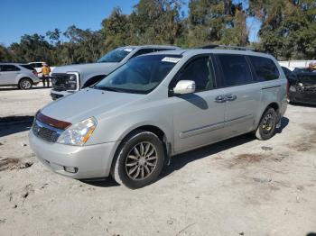  Salvage Kia Sedona