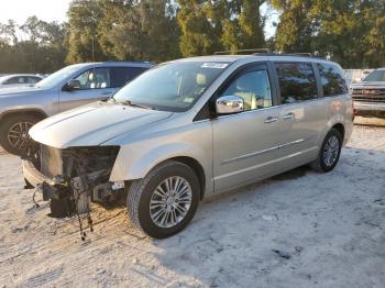  Salvage Chrysler Minivan