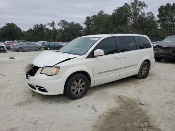  Salvage Chrysler Minivan