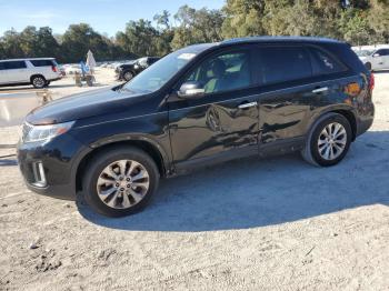  Salvage Kia Sorento