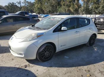  Salvage Nissan LEAF