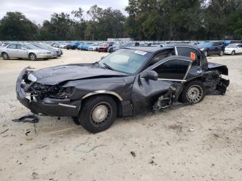  Salvage Lincoln Towncar