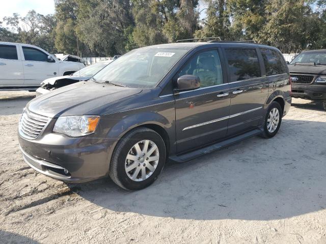  Salvage Chrysler Minivan