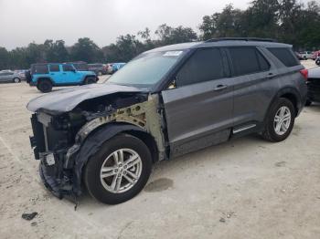  Salvage Ford Explorer