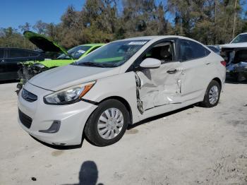  Salvage Hyundai ACCENT