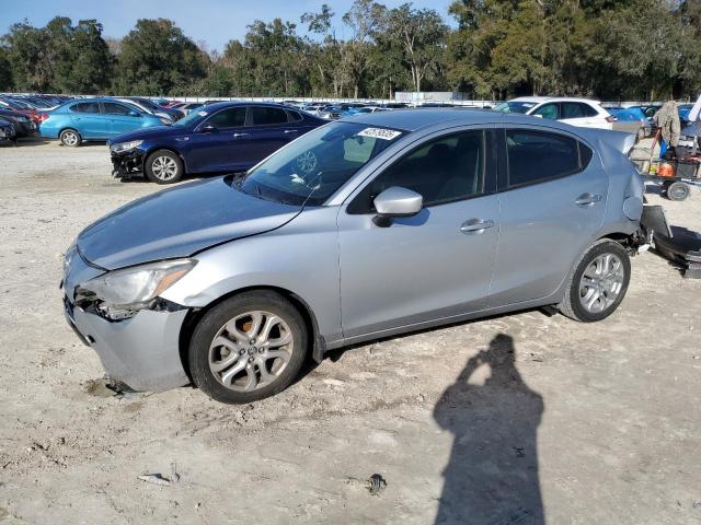  Salvage Toyota Yaris