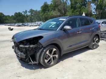  Salvage Hyundai TUCSON