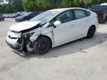  Salvage Toyota Prius