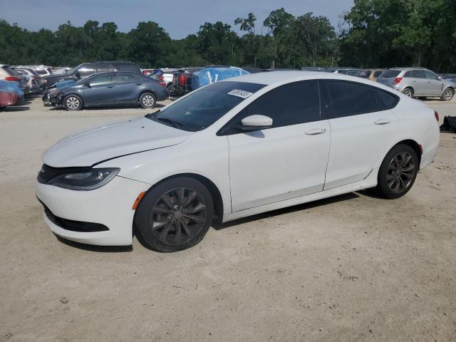  Salvage Chrysler 200