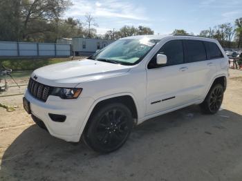  Salvage Jeep Grand Cherokee