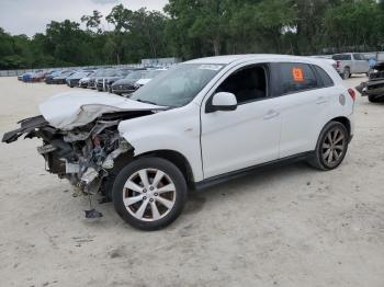  Salvage Mitsubishi Outlander