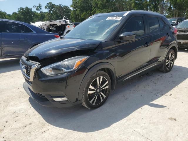  Salvage Nissan Kicks