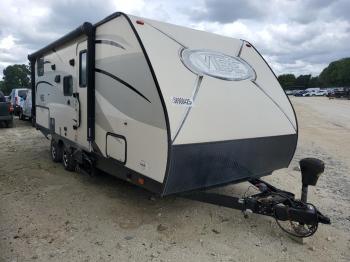  Salvage Wildwood Tv Trailer