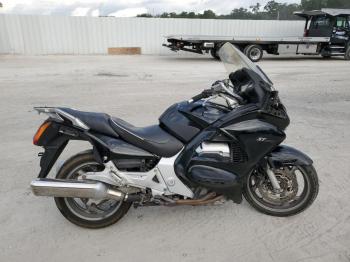  Salvage Honda St Cycle