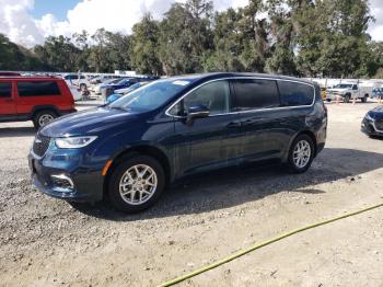 Salvage Chrysler Pacifica