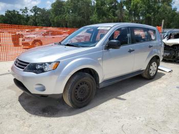  Salvage Mitsubishi Outlander