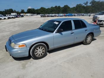  Salvage Ford Crown Vic