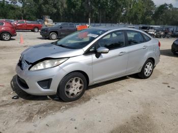  Salvage Ford Fiesta