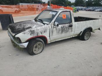  Salvage Toyota Pickup