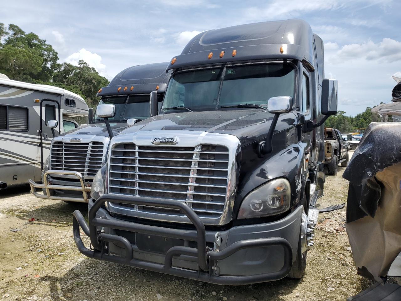 Freightliner Cascadia 1 Image 4