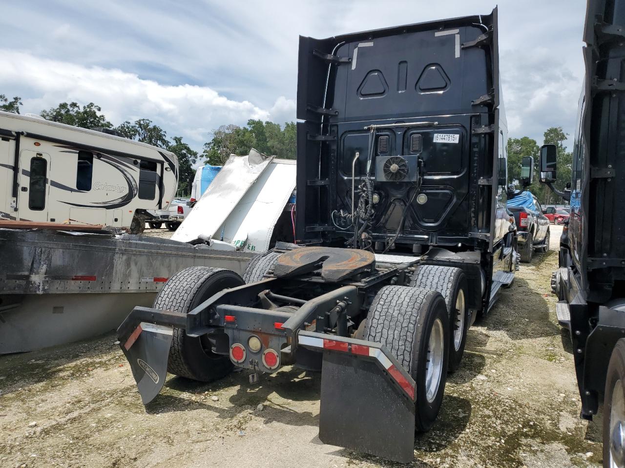 Freightliner Cascadia 1 Image 3