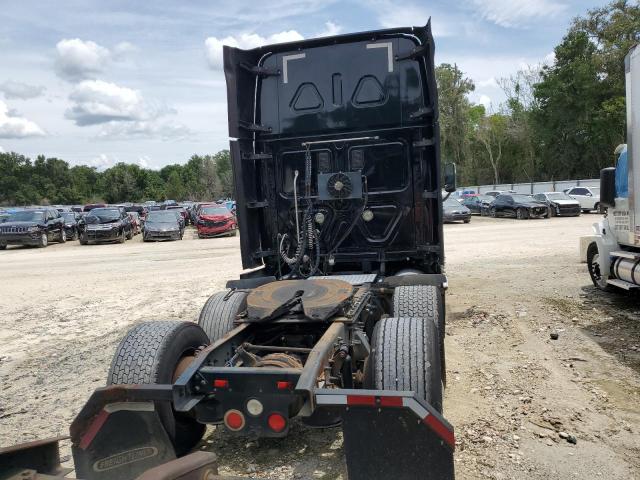 Freightliner Cascadia 1 Image 3