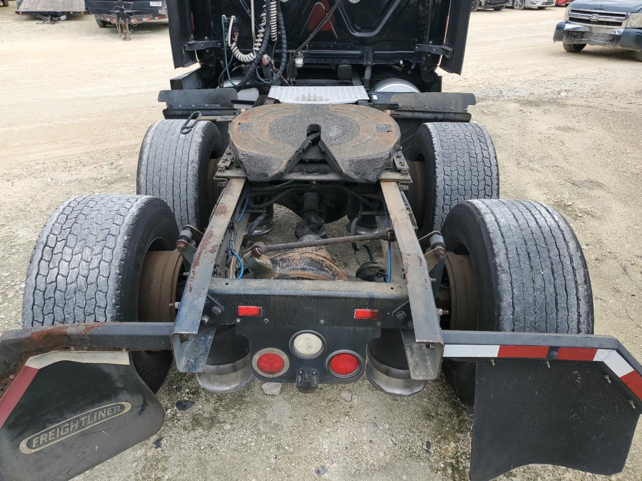 Freightliner Cascadia 1 Image 10