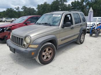  Salvage Jeep Liberty