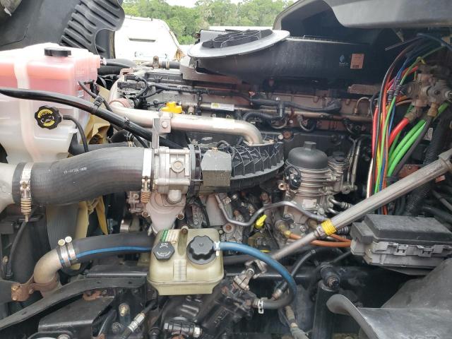 Frht Cascadia 1 Image 9