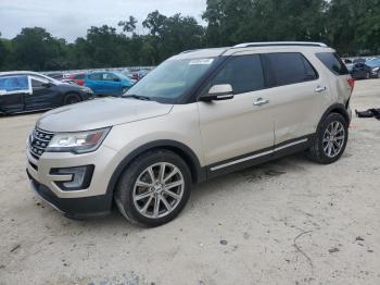  Salvage Ford Explorer