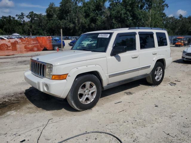  Salvage Jeep Commander