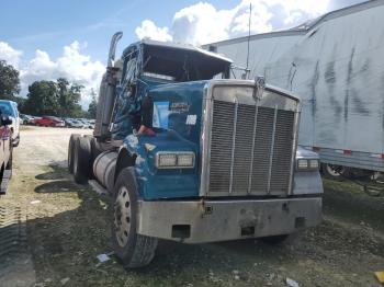  Salvage Kenworth W900