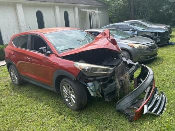  Salvage Hyundai TUCSON