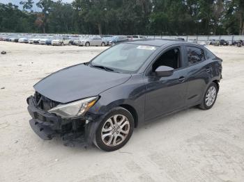  Salvage Toyota Yaris