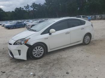  Salvage Toyota Prius
