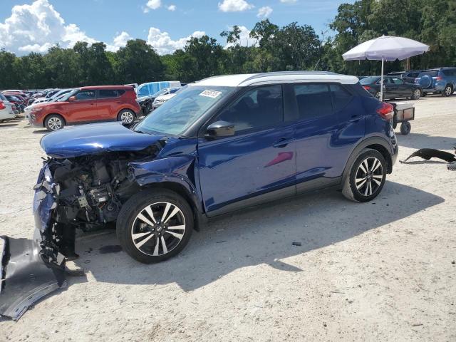  Salvage Nissan Kicks