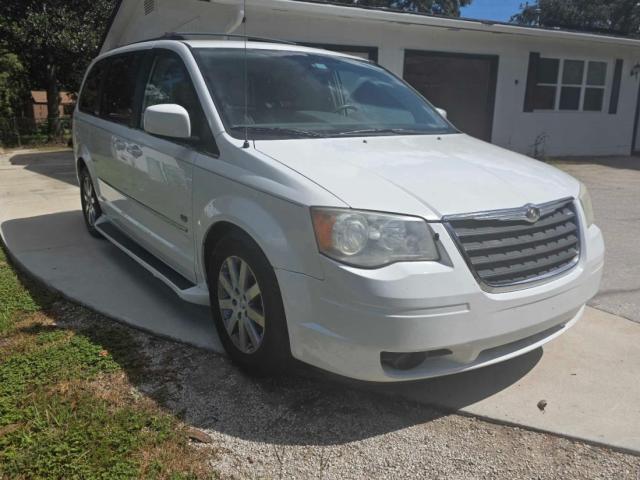  Salvage Chrysler Minivan