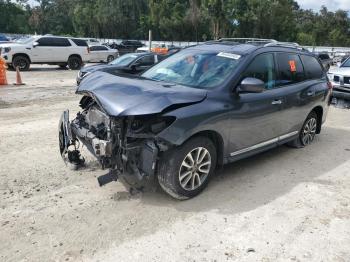  Salvage Nissan Pathfinder