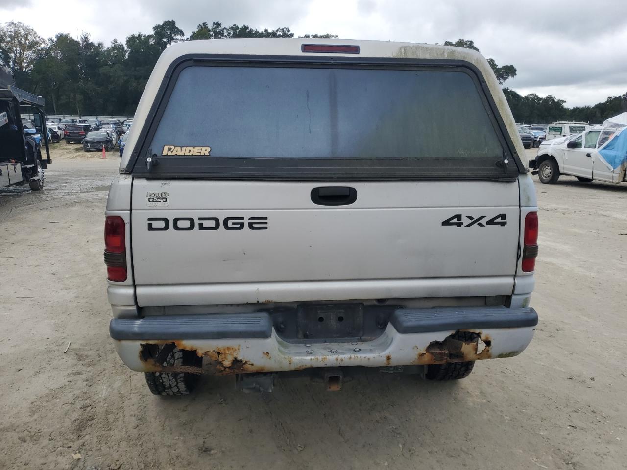 Dodge Ram 2500 Image 8