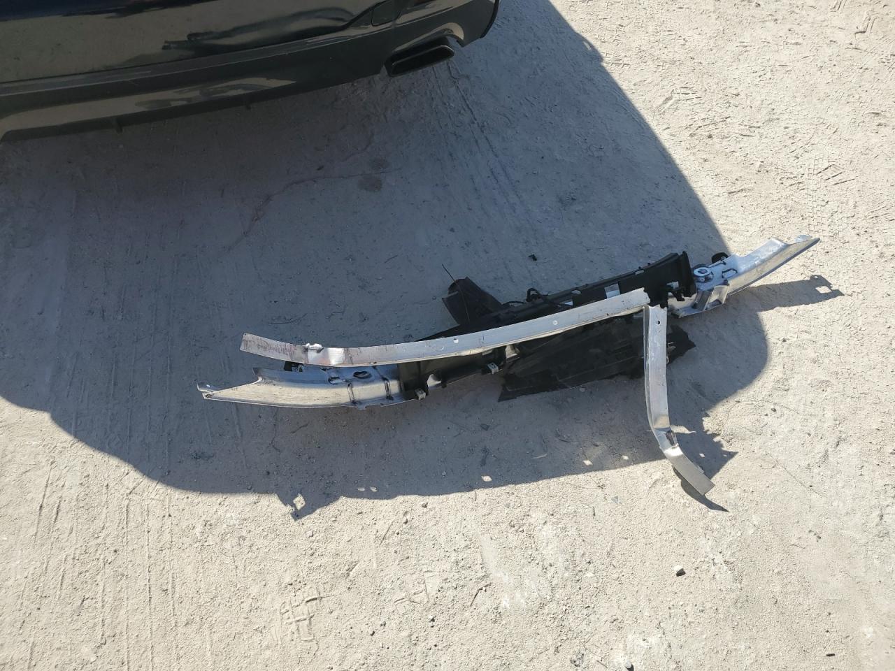 BMW 5 Series I Image 10