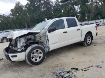  Salvage Nissan Titan