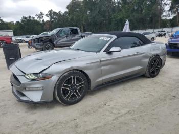  Salvage Ford Mustang