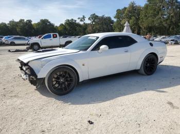  Salvage Dodge Challenger