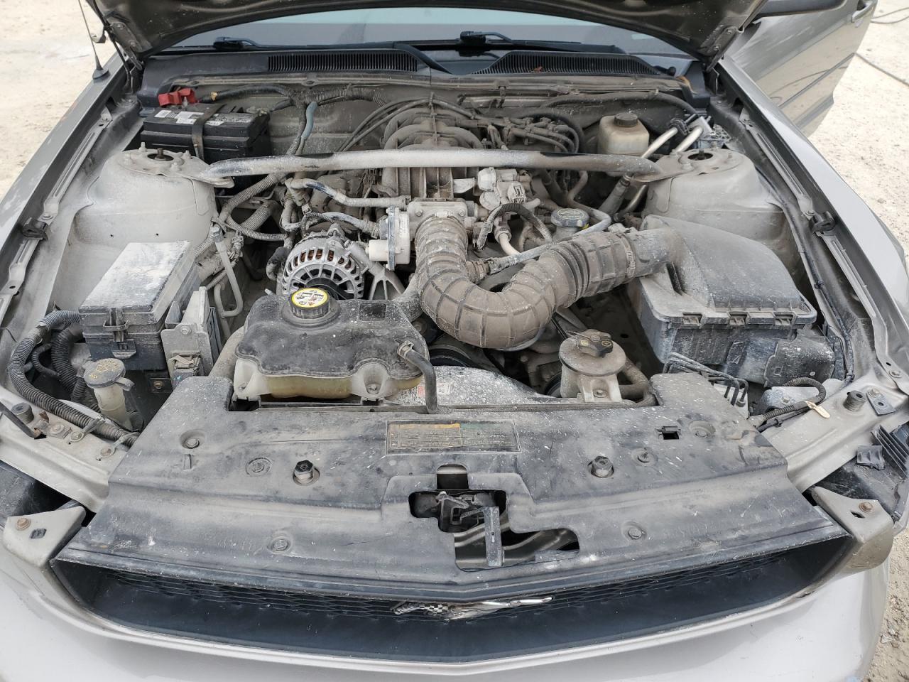 Ford Mustang Image 11