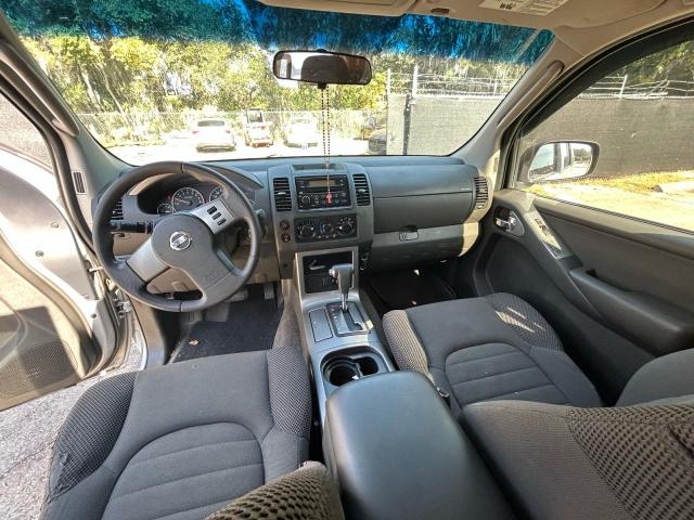 Nissan Pathfinder Le Image 8
