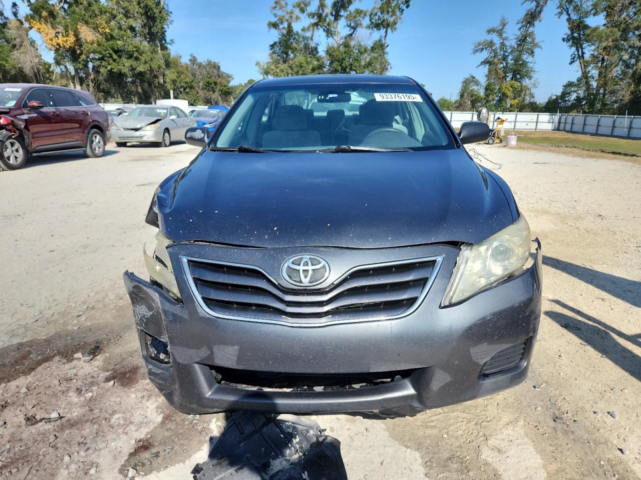 Toyota Camry Base Image 11