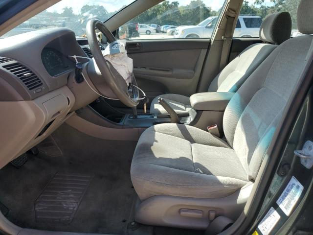 Toyota Camry Le Image 11