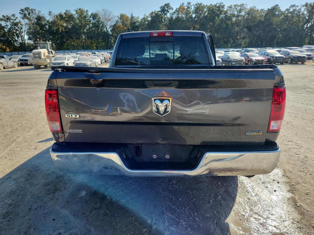 Ram 1500 Slt Image 9