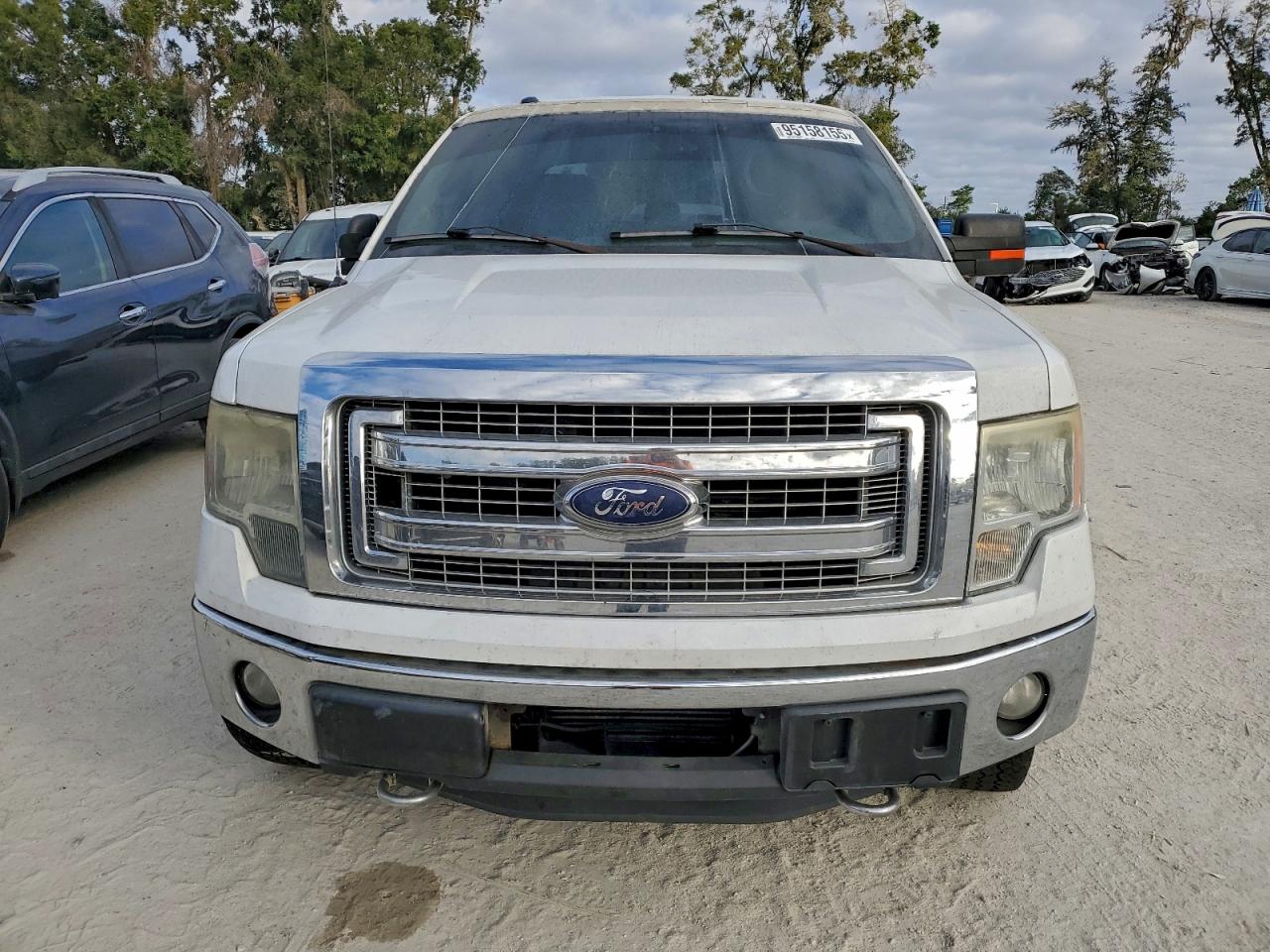 Ford F-150 Supercrew Image 8